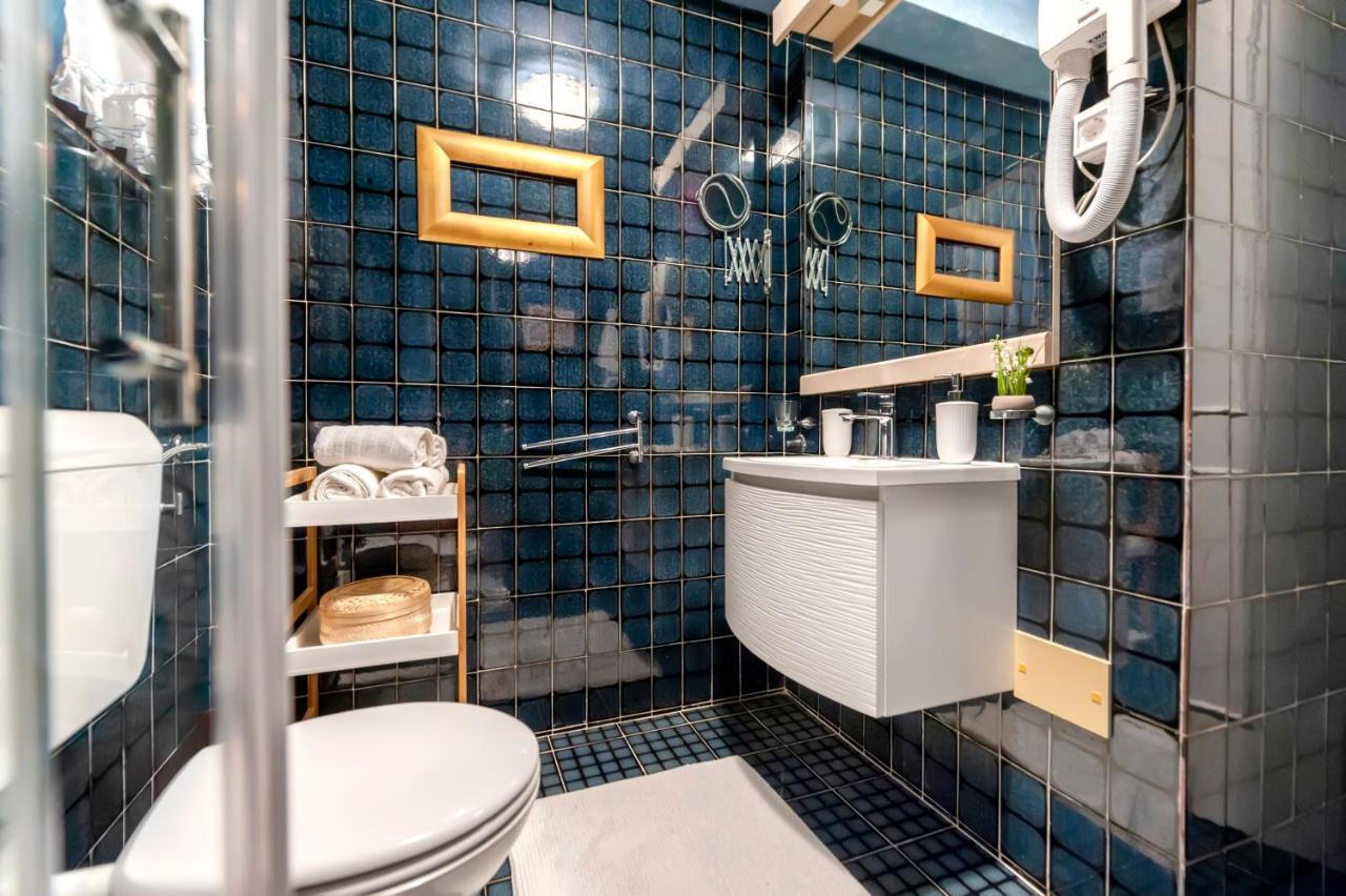 Apartments Villa Rossella 1 로비니 외부 사진